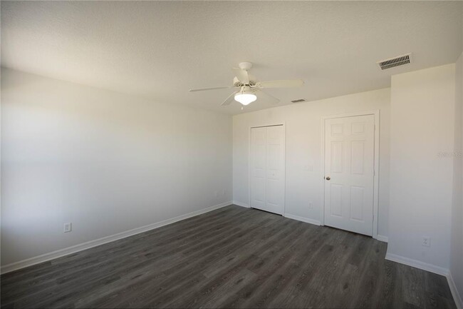 Building Photo - 1241 S Beach Cir