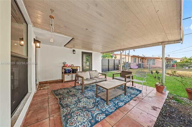 Building Photo - 7835 W 16th Ct