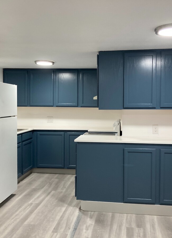 Building Photo - Turpin 4Plex