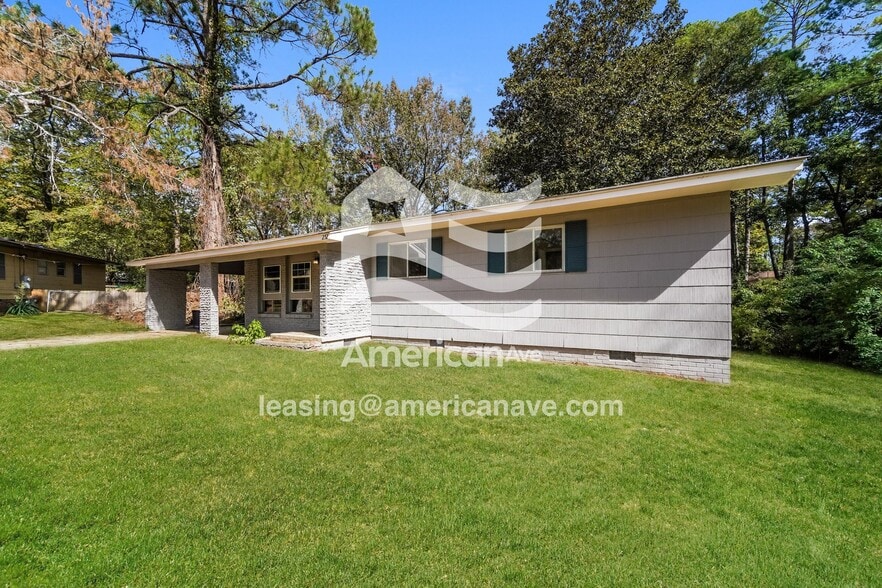 Building Photo - 252 McDowell Park Cir