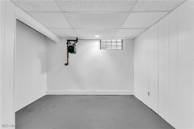 Building Photo - 13803 Wolf Ave