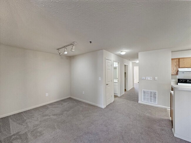 Building Photo - 19364 Chelsey Dr