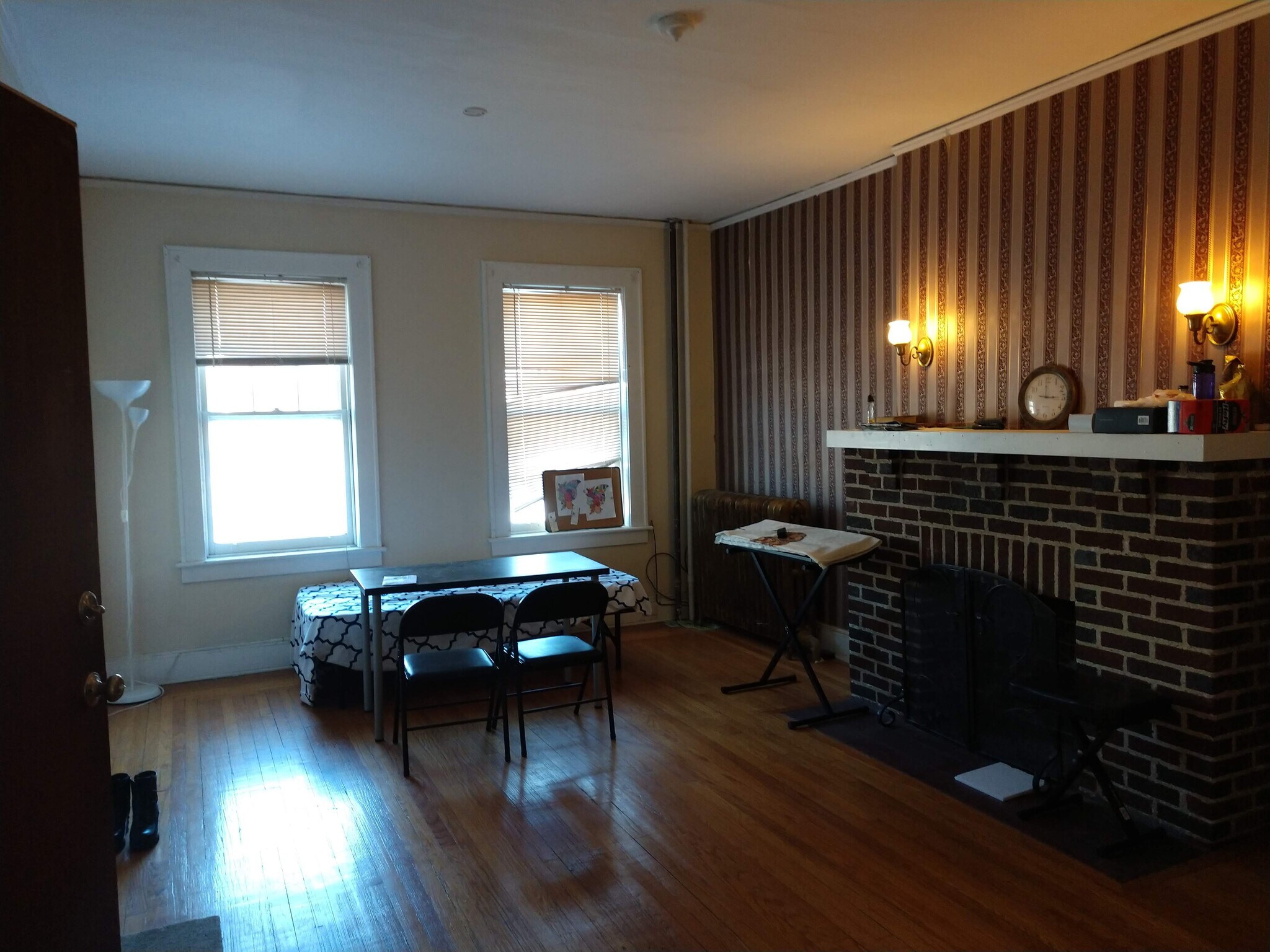 Building Photo - 275 Sheridan Ave