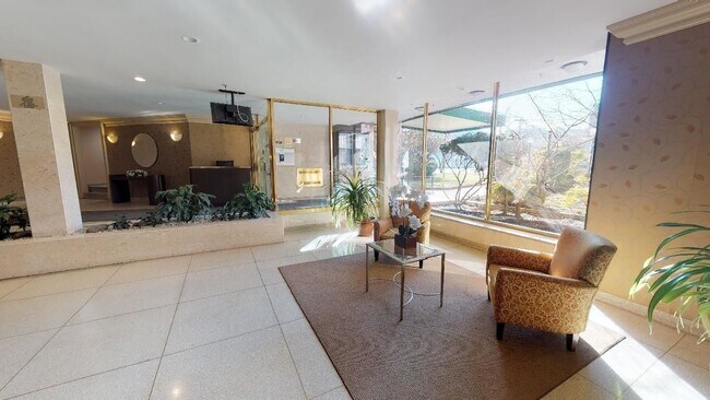 Building Photo - 10025 Queens Blvd