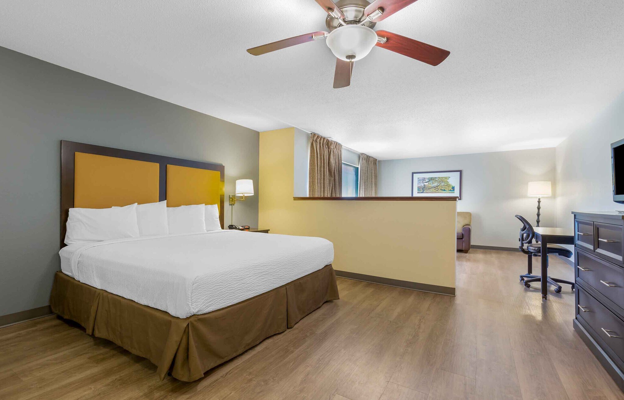Building Photo - Furnished Studio-Detroit - Sterling Heights