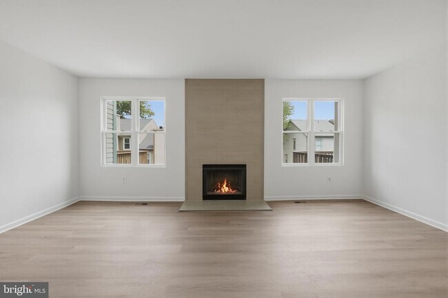Building Photo - 2846 Schoolhouse Cir