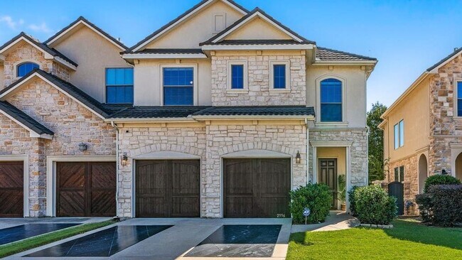 Building Photo - 2401 Brooke Ct