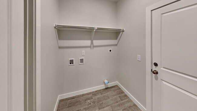 Building Photo - New Construction 3 bedroom, 2 bathroom on 1.35 Acre Corner Lot!