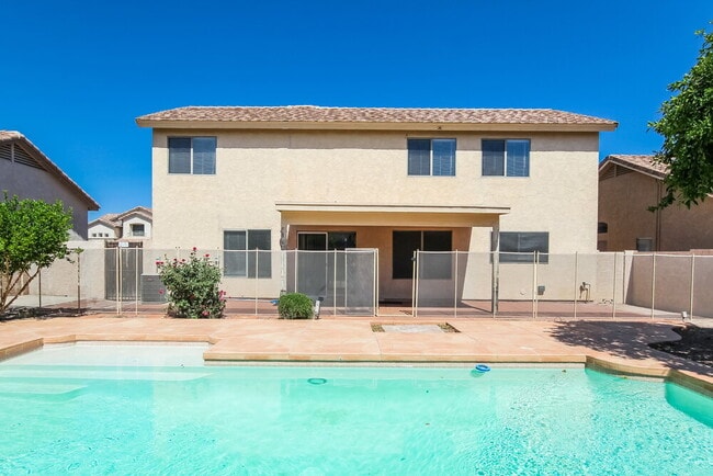 Building Photo - 16186 N 158th Dr