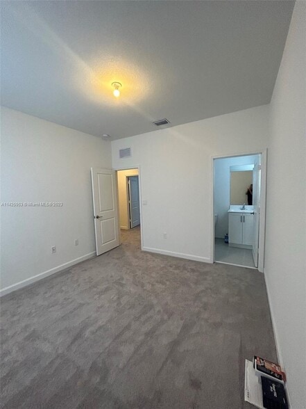 Building Photo - 13351 SW 284th St