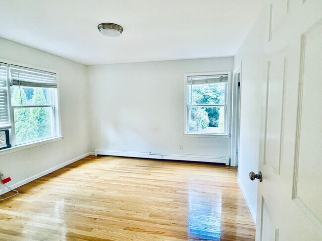Building Photo - 46 Mystic River Rd