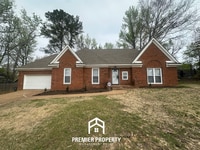 Building Photo - Grand 4BR/2.5BA Executive Home in Cordova | 2,700 Sq Ft, Bay Window & Spa Suite