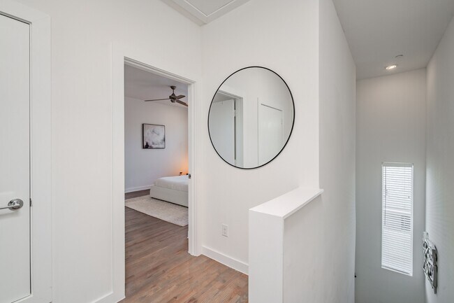 Building Photo - Modern Townhome with Gated Private Lawn & Dual Primary Suites & 2-Car Garage | Knox-Henderson / L...