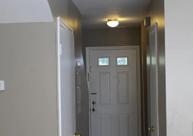 Building Photo - 15 Renwick St