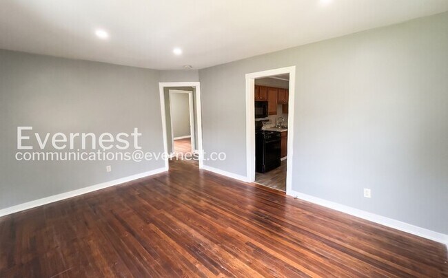 Building Photo - 516 Athens Ct