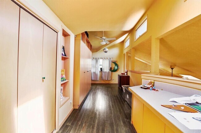 Building Photo - 5803 Rittenhouse Shore Dr