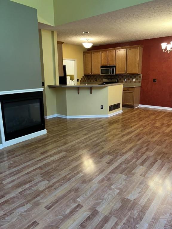 Building Photo - 5825 Crescent Ridge Dr