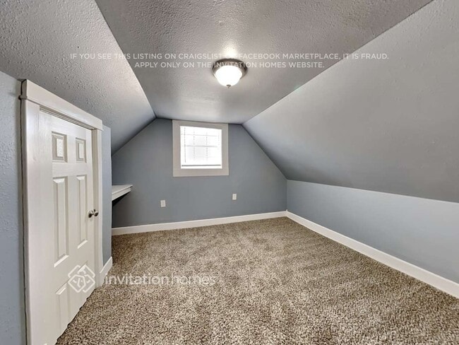 Building Photo - 500 Hill