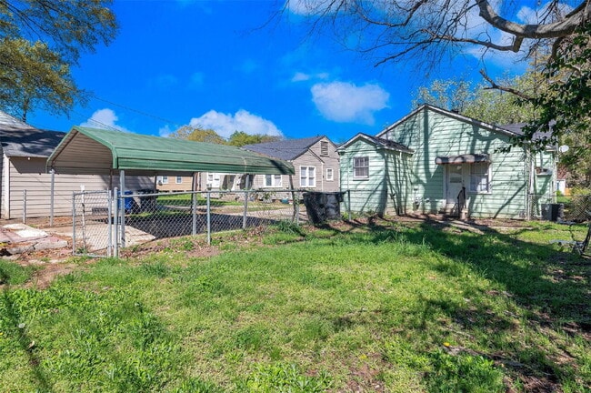 Building Photo - 117 Merrick St