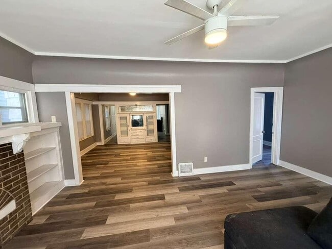 Building Photo - 2215 N 15th St