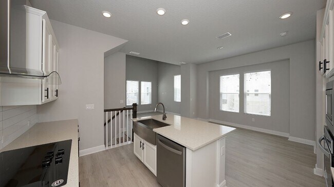 Building Photo - 407 Gowdy Rd