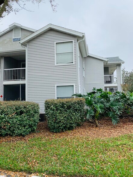 Building Photo - 715 Sugar Bay Way