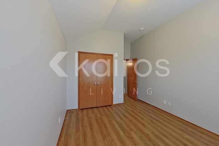 Building Photo - 529 Loyd Ln