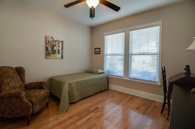 Building Photo - 3653 Velda Oaks Cir