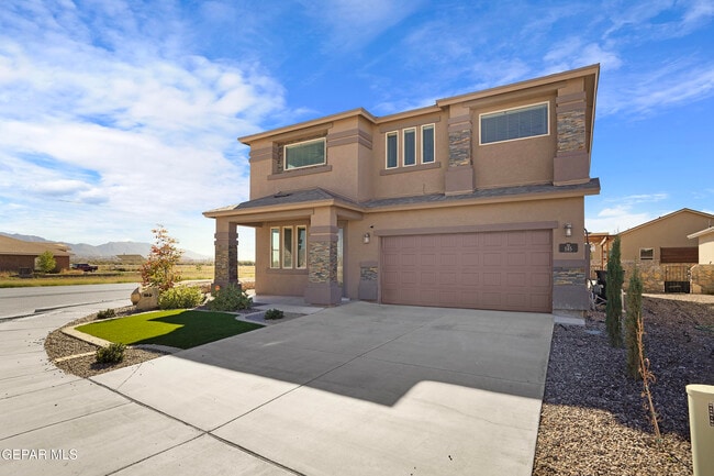 Building Photo - 585 Issa Circle