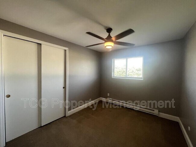 Building Photo - 1444 State Street