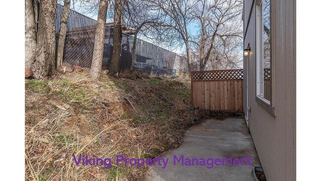 Building Photo - 3160-Duke St
