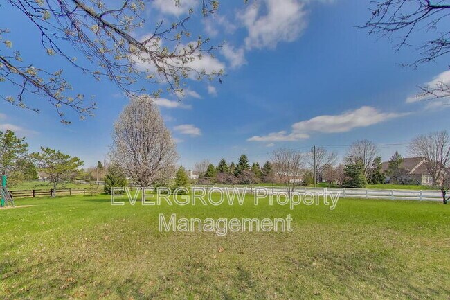 Building Photo - 14175 Nicholas Dr