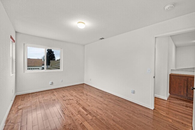 Building Photo - 1005 Mabel Josephine Ct