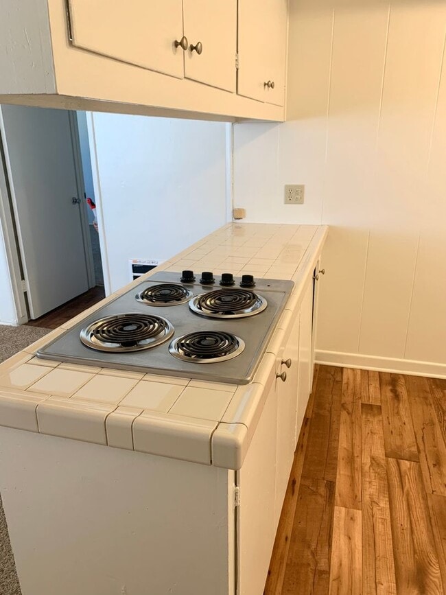 Building Photo - Del Playa Corner Duplex with Ocean Views (Managed By: EIPM, Inc.)