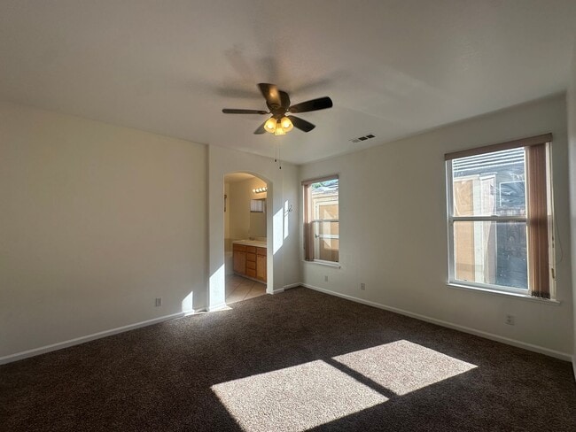 Building Photo - 2713 Donner Trail