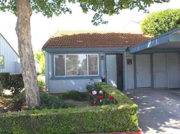 Building Photo - 2500 Florida Ln