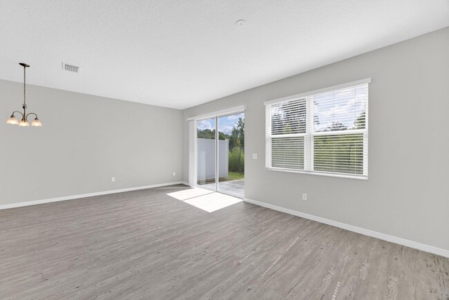 Building Photo - 6321 Tillandsia Pl