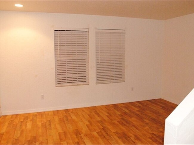 Building Photo - 1978 S 650 E