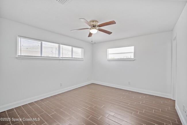 Building Photo - 1140 Montego Bay Dr N
