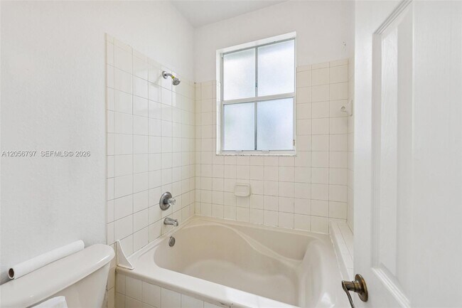 Building Photo - 8188 NW 108th Pl