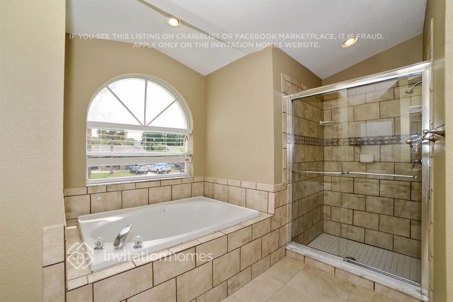 Building Photo - 10123 Briar Cir