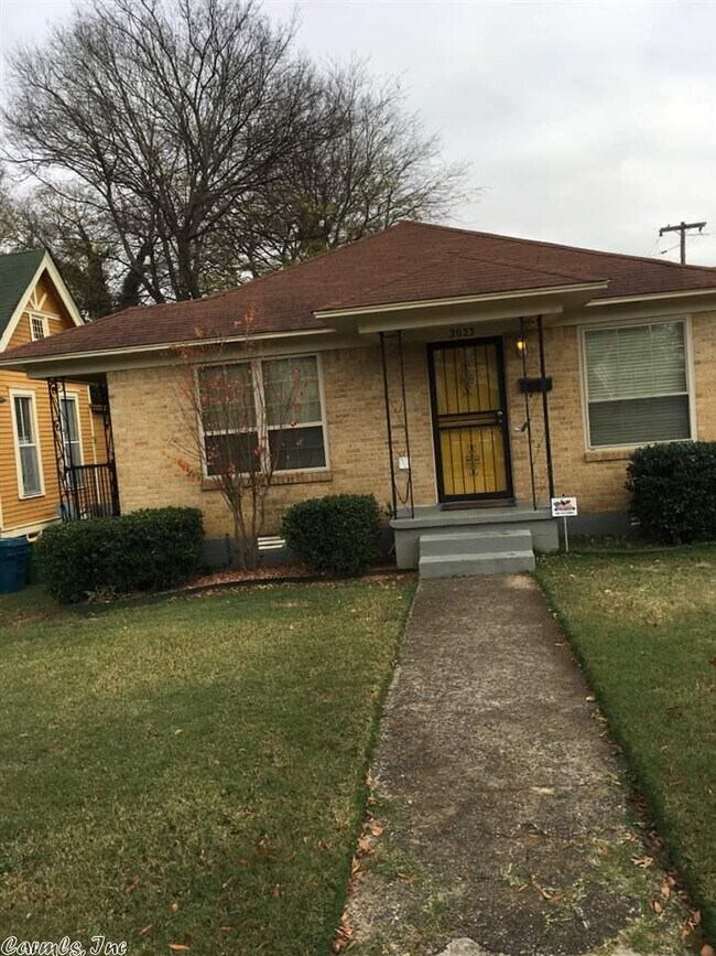 Primary Photo - 2023 S Louisiana St