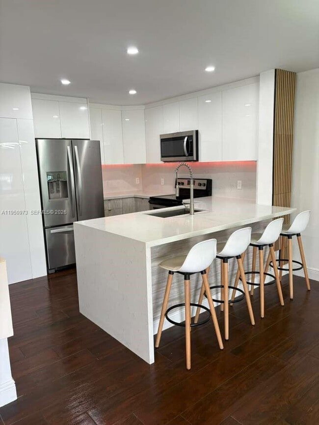 Building Photo - 5305 SW 126th Terrace