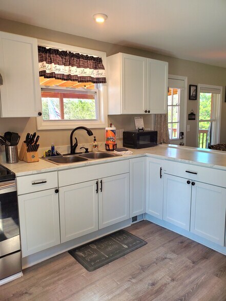 Building Photo - 5037 Will Brown Rd