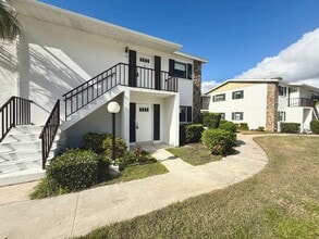 Building Photo - You Will LOVE this Ground Floor 2 Bedroom - Water Included (55+ Community)
