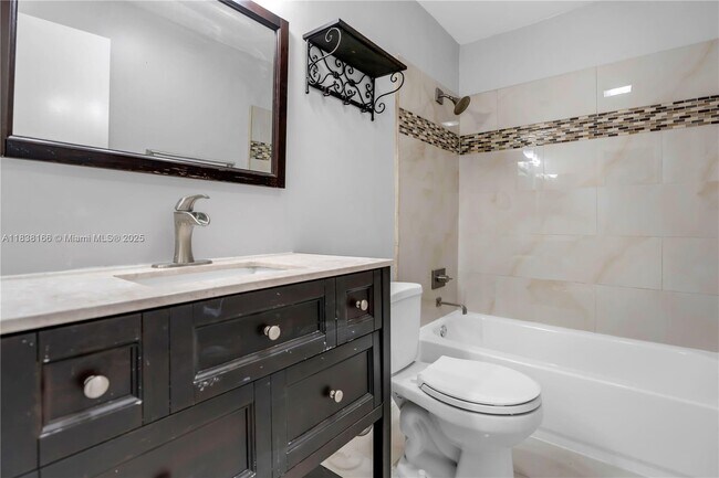 Building Photo - 2530 Coral Springs Dr