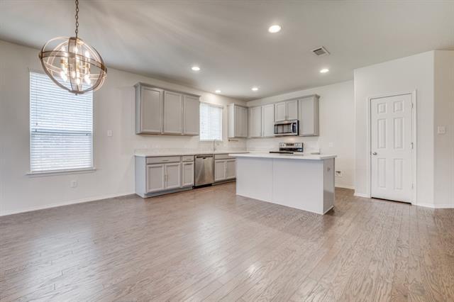 Building Photo - 2014 Avondown Rd