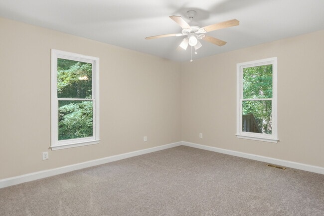 Building Photo - 2753 Allyn Dr NW