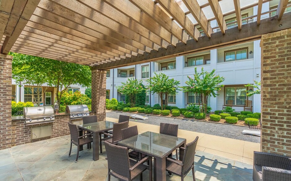 Building Photo - 1200 Brookwood Dr