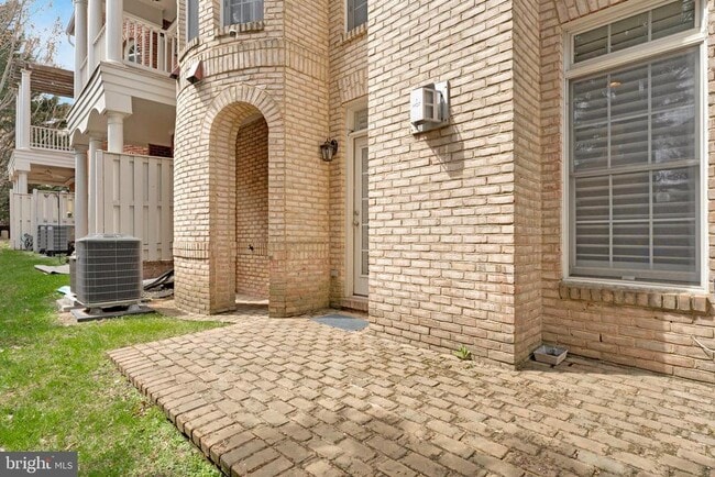 Building Photo - 7719 Spoleto Ln